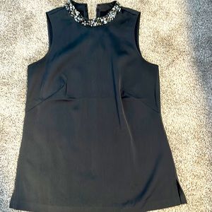 Ann Taylor XS Gray Sleeveless Blouse with Sequin collar